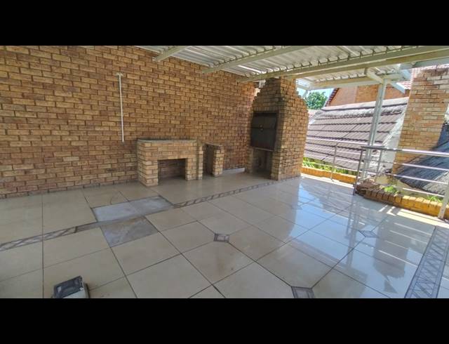 4 BEDROOM HOUSE FOR SALE IN CASHAN